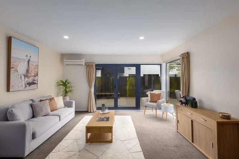 Photo of property in 2/526 Madras Street, St Albans, Christchurch, 8014