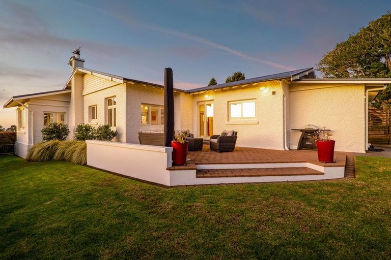 Photo of property in 83 Carrington Street, Lower Vogeltown, New Plymouth, 4310