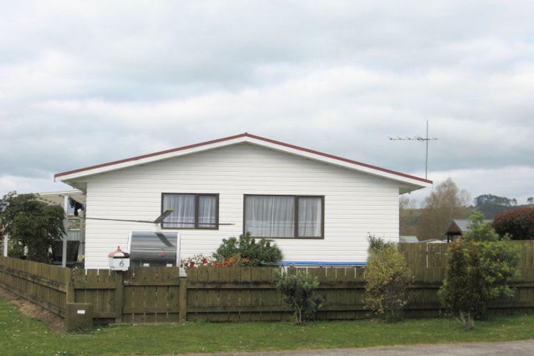 Photo of property in 6 Santa Maria Drive, Whitianga, 3510