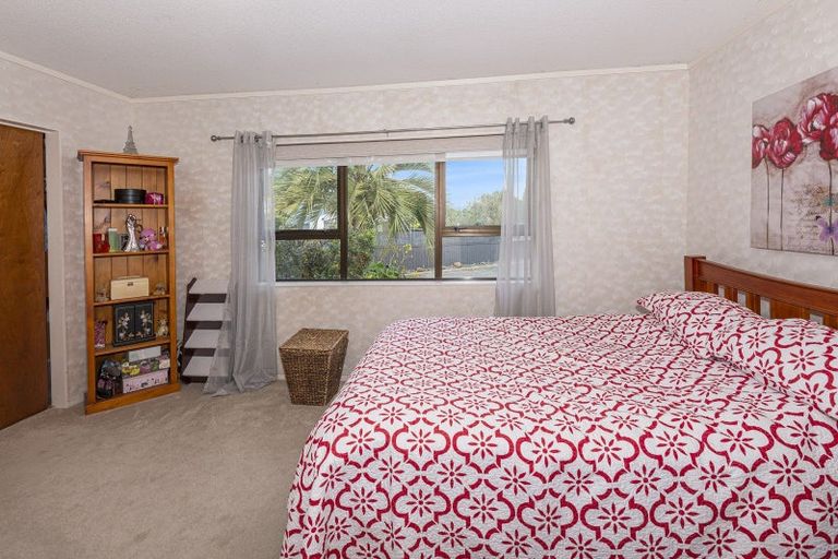 Photo of property in 1 Carr Street, Te Kamo, Whangarei, 0112