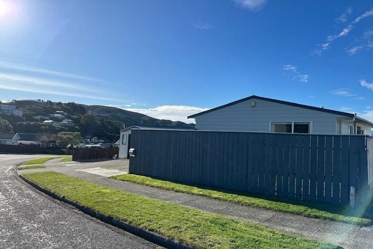 Photo of property in 17 Drummond Crescent, Kelson, Lower Hutt, 5010