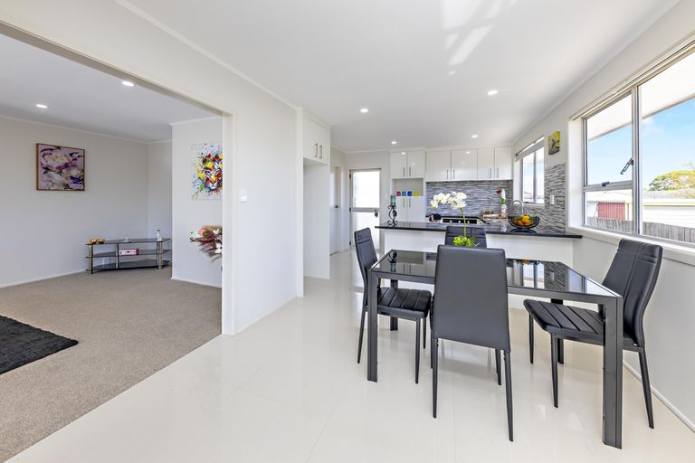 Photo of property in 185 Dawson Road, Clover Park, Auckland, 2023