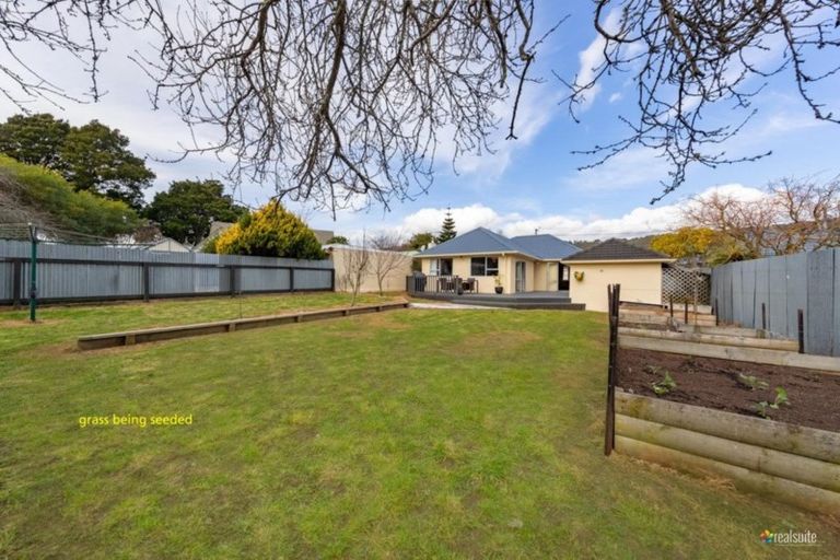 Photo of property in 1053 Fergusson Drive, Clouston Park, Upper Hutt, 5018