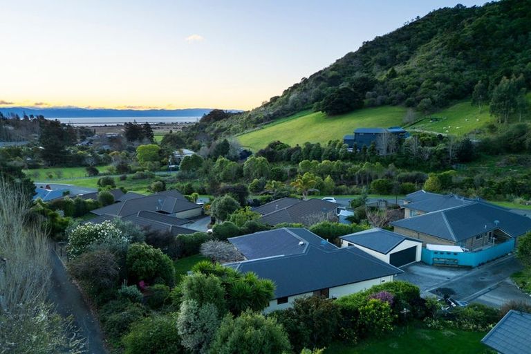 Photo of property in 18 Saddleback Road, Todds Valley, Nelson, 7071