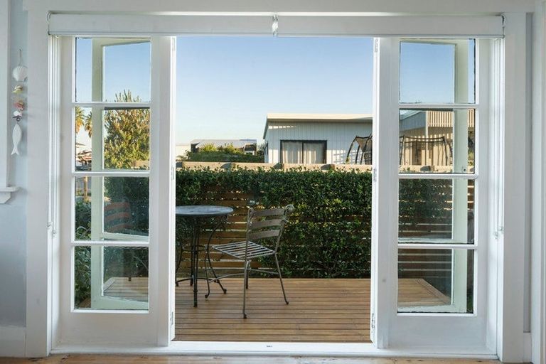 Photo of property in 12 Sandleigh Drive, Athenree, Waihi Beach, 3177