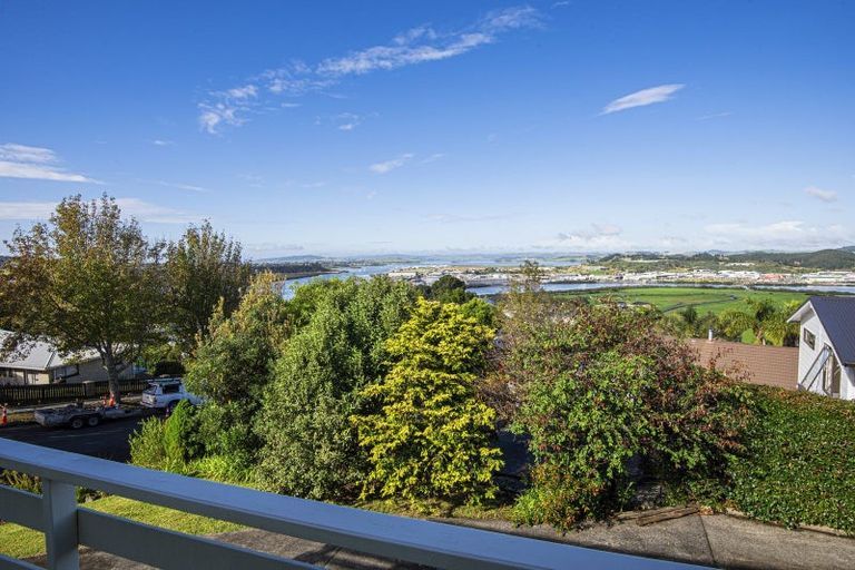 Photo of property in 28 Panorama Drive, Parahaki, Whangarei, 0112