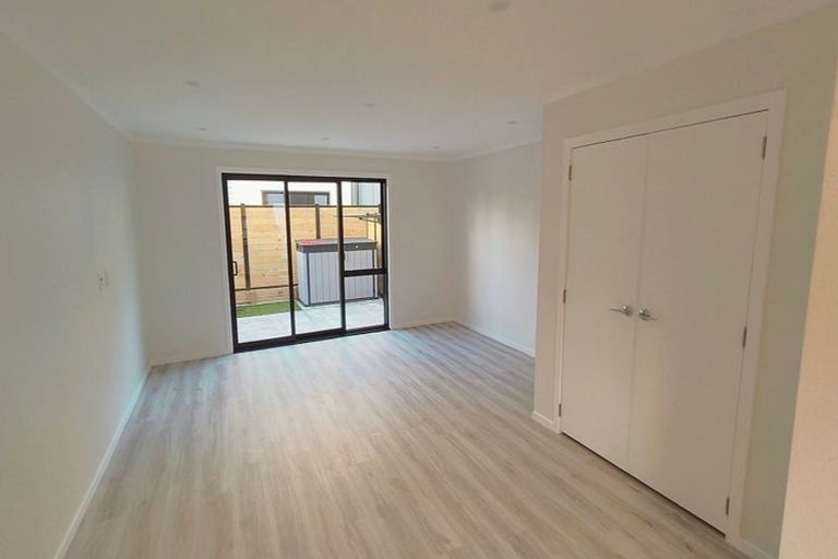 Photo of property in 4 Reakes Crescent, Wallaceville, Upper Hutt, 5018