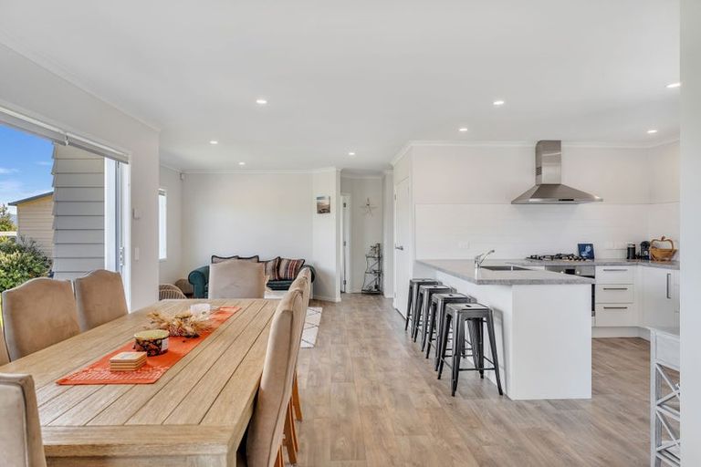 Photo of property in 147 The Fairway, Matarangi, Whitianga, 3592