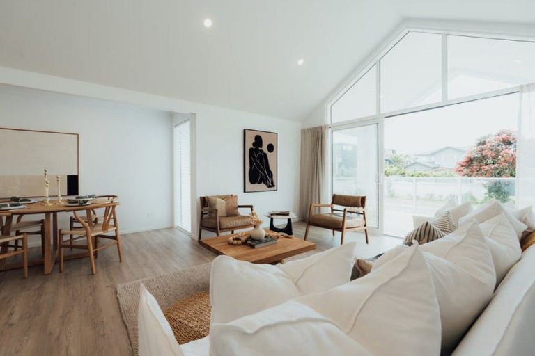 Photo of property in 64a Karewa Parade, Papamoa Beach, Papamoa, 3118