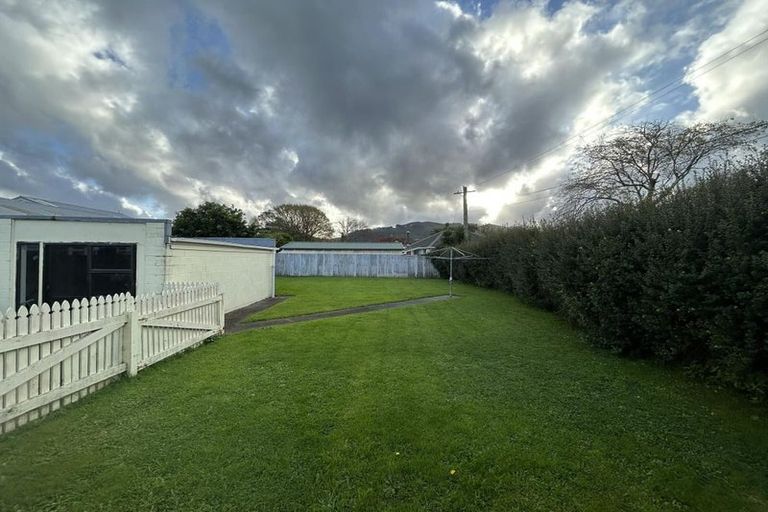 Photo of property in 132 Mcleod Street, Elderslea, Upper Hutt, 5018