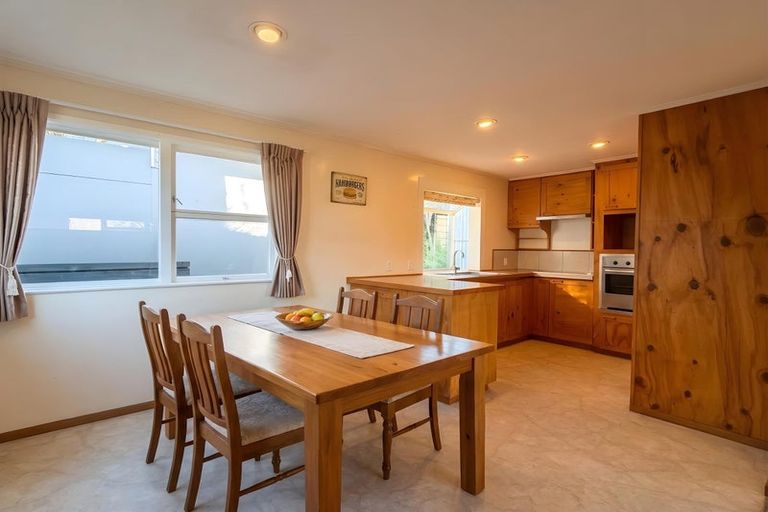 Photo of property in 15 Sunline Avenue, Massey, Auckland, 0614