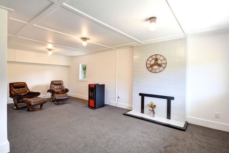 Photo of property in 11 Morepork Lane, Waipori Falls, Outram, 9073