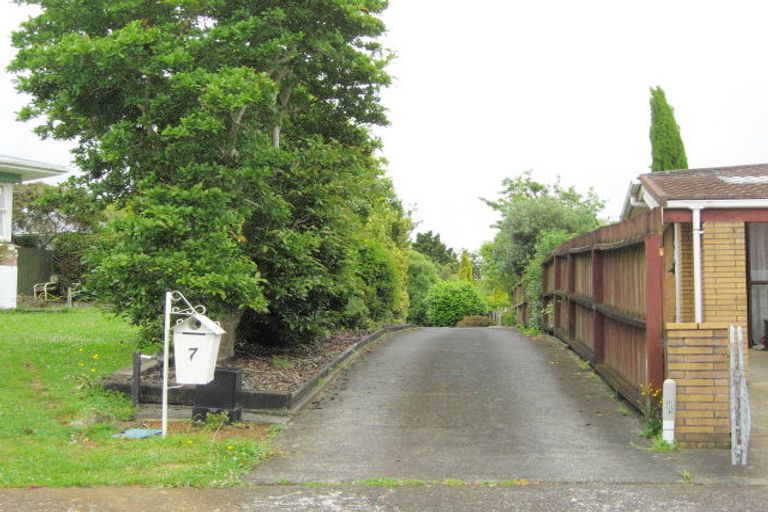 Photo of property in 7 Turner Place, Pukekohe, 2120