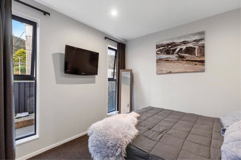 Photo of property in 54 Horoeka Street, Stokes Valley, Lower Hutt, 5019