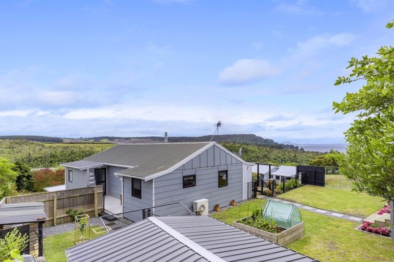 Photo of property in 6 Turangitukua Terrace, Kuratau, Turangi, 3381