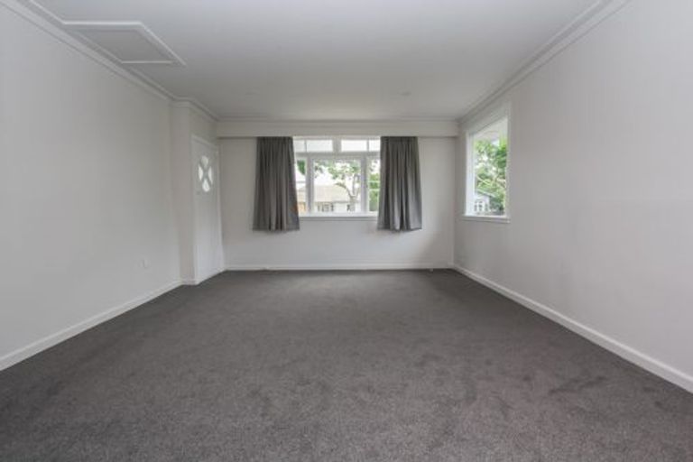 Photo of property in 11 Wilson Street, Hamilton East, Hamilton, 3216