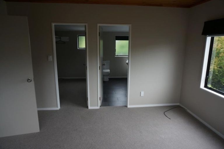 Photo of property in 12 Houhere Place, Pukete, Hamilton, 3200