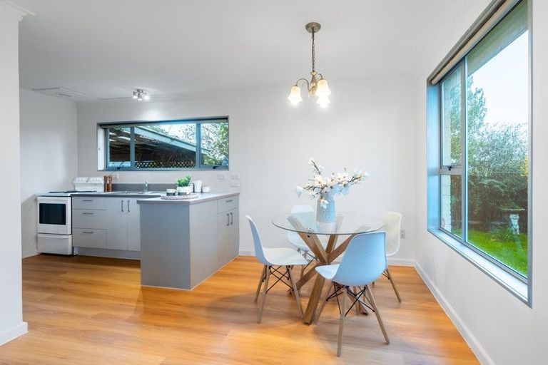 Photo of property in 4 Mundys Road, Dallington, Christchurch, 8061