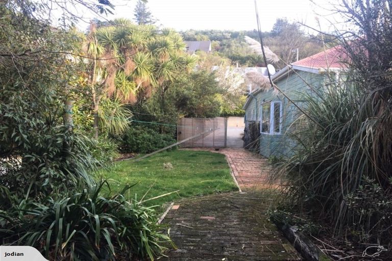 Photo of property in 136 Port Hills Road, Heathcote Valley, Christchurch, 8022