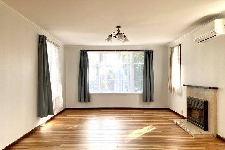 Photo of property in 318 Swanson Road, Henderson, Auckland, 0610