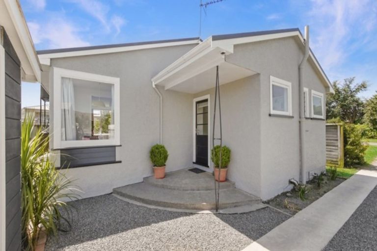 Photo of property in 1 Halkett Street, Darfield, 7510