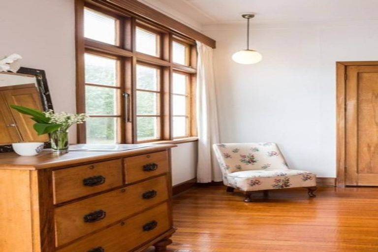 Photo of property in 19 Cliffs Road, Saint Clair, Dunedin, 9012