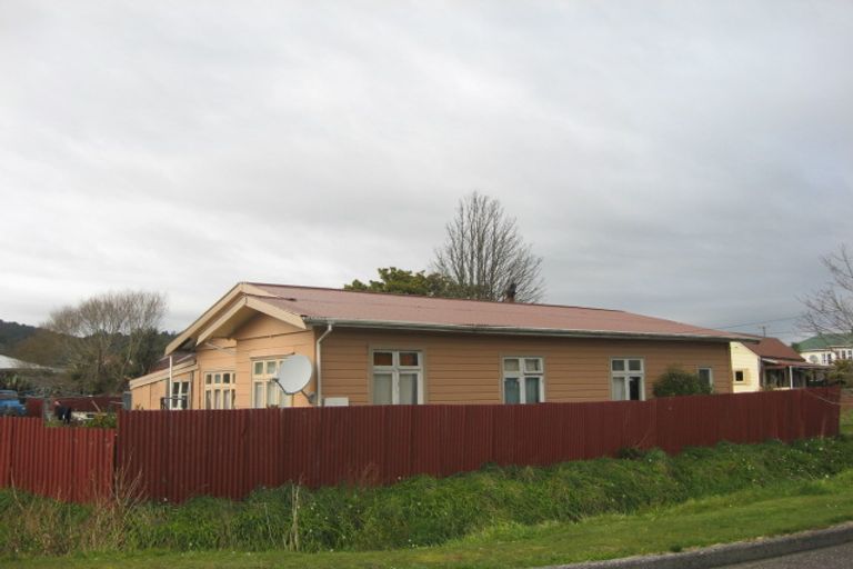 Photo of property in 58 Ranfurly Street, Runanga, 7803