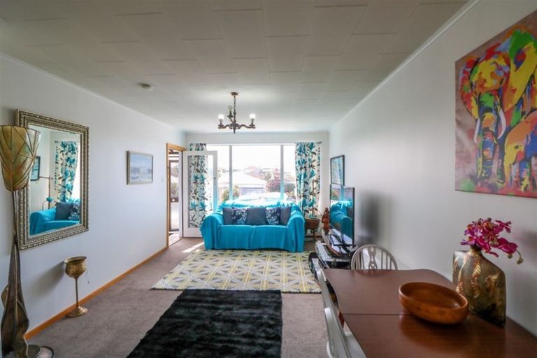 Photo of property in 2/82 Arthur Street, Seaview, Timaru, 7910