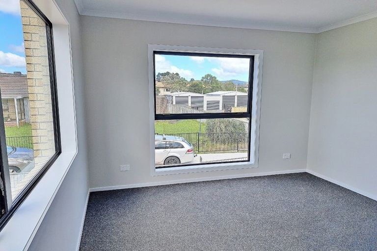 Photo of property in 3/125b Metcalfe Road, Ranui, Auckland, 0612