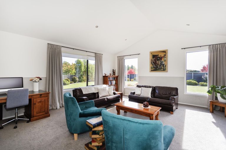 Photo of property in 33d Charles Street, Weston, Oamaru, 9401