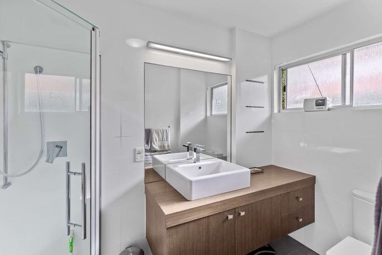 Photo of property in 42 Ihaka Street, Hokowhitu, Palmerston North, 4410