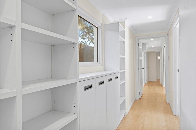 Photo of property in 1a Muritai Road, Milford, Auckland, 0620