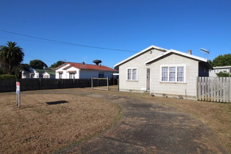 Photo of property in 69 Bridge Street, Bulls, 4818