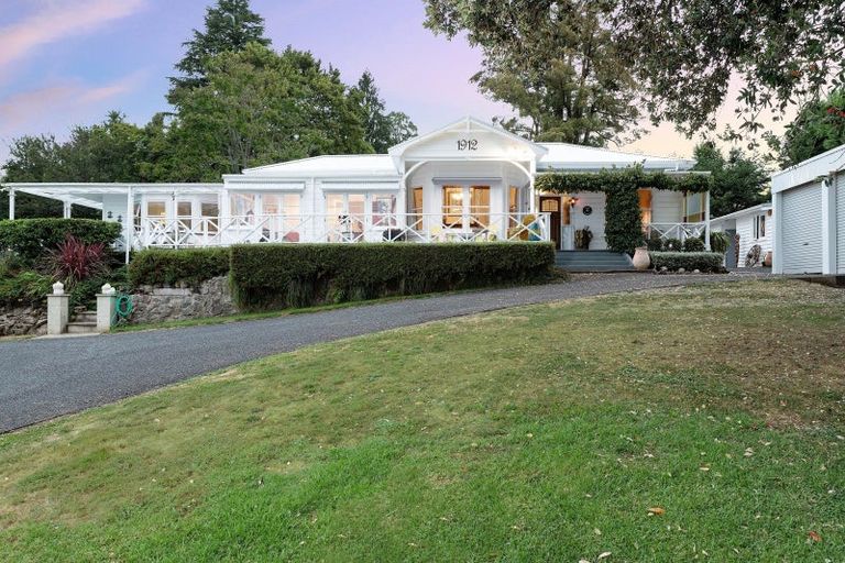 Photo of property in 19 Oliver Road, Eastern Beach, Auckland, 2012