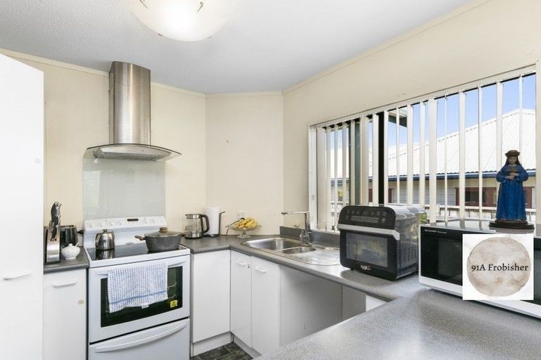 Photo of property in 91a Frobisher Street, Island Bay, Wellington, 6023