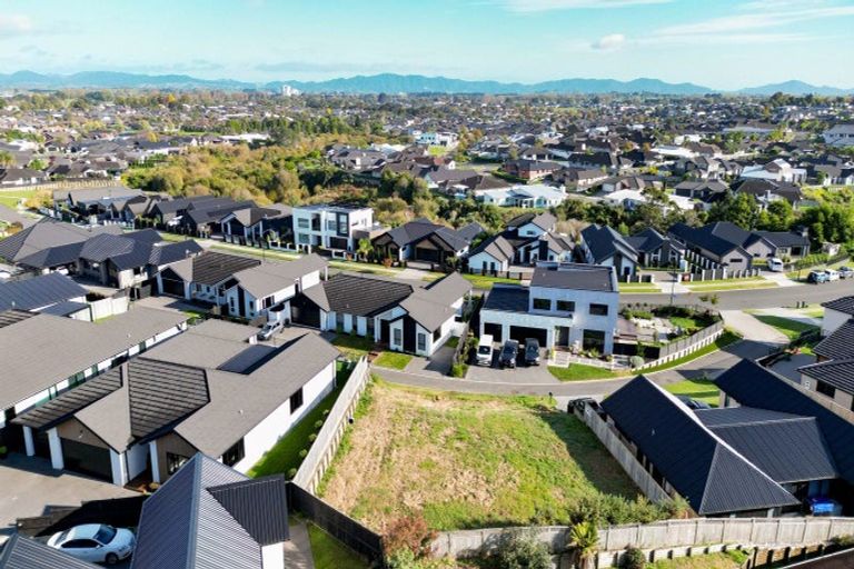 Photo of property in 162 Te Huia Drive, Flagstaff, Hamilton, 3210