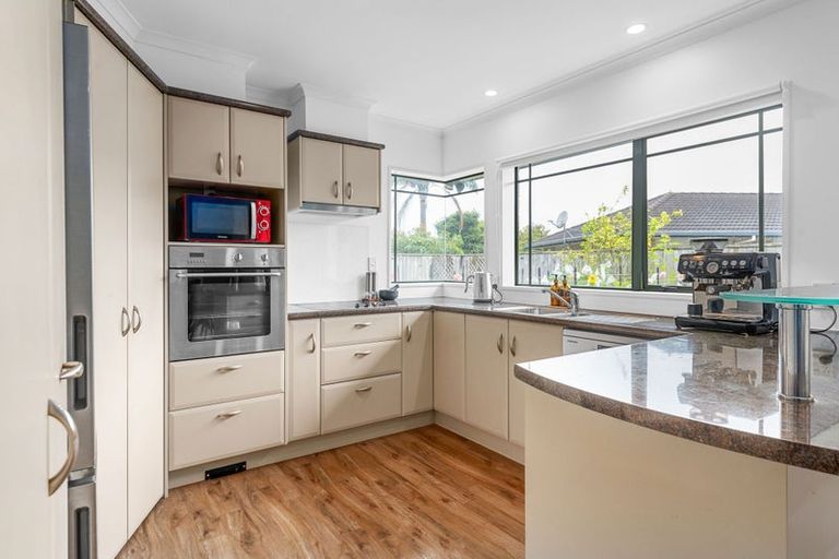 Photo of property in 83 Wiltshire Drive, Huntington, Hamilton, 3210