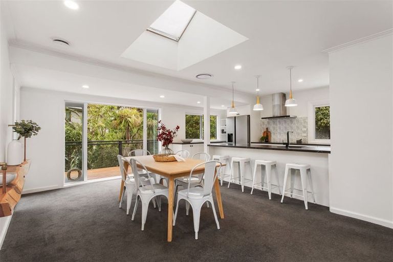 Photo of property in 17 Joyce Crescent, Ilam, Christchurch, 8041