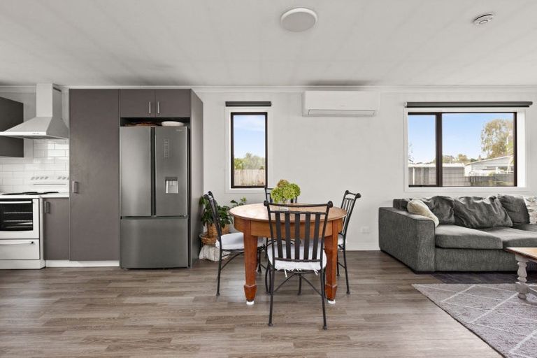 Photo of property in 80a Geddis Avenue, Maraenui, Napier, 4110