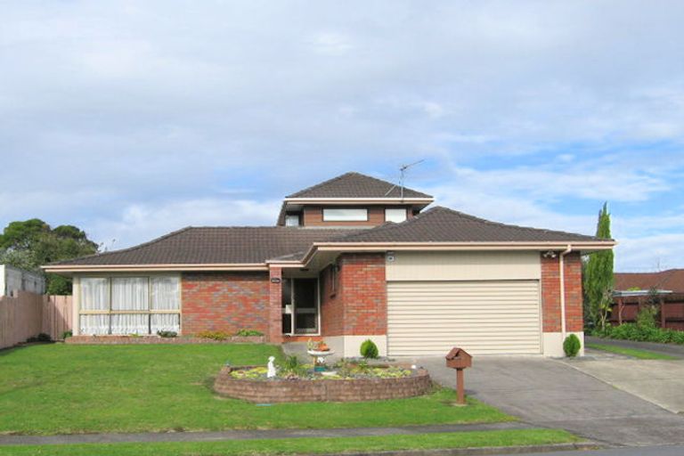 Photo of property in 4 Colleen Norma Place, Half Moon Bay, Auckland, 2012