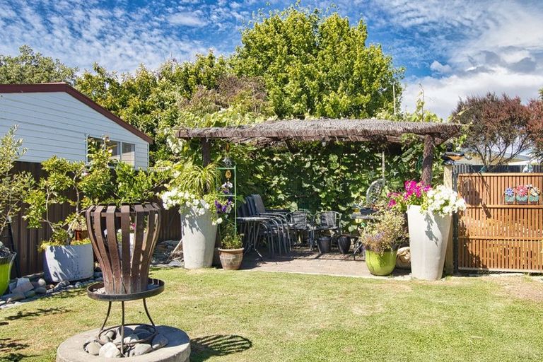 Photo of property in 93 Geddis Avenue, Maraenui, Napier, 4110