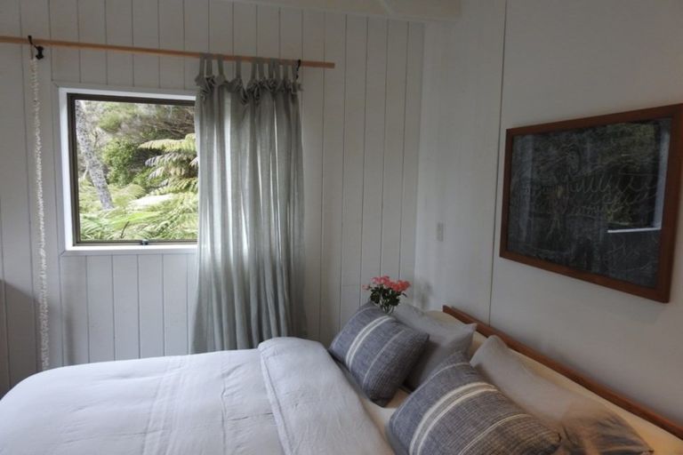 Photo of property in 16 Major Bridge Drive, Russell, 0272