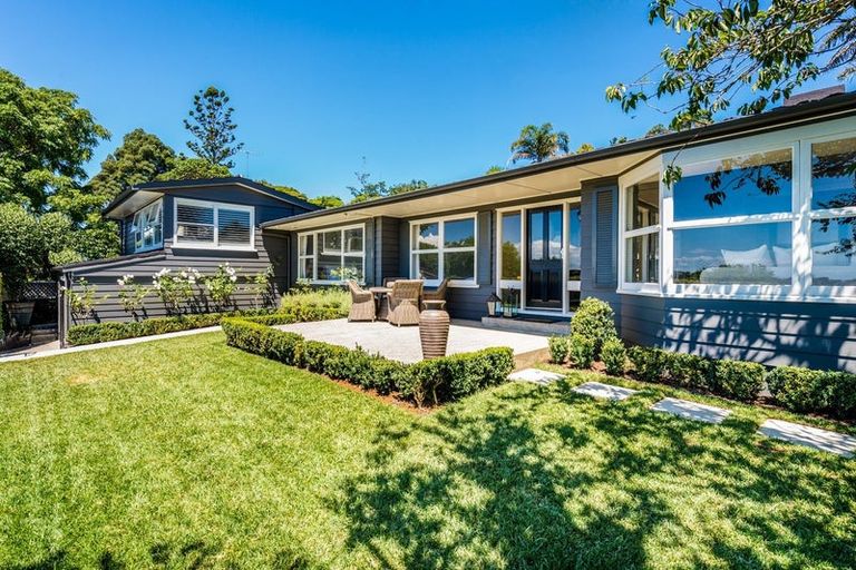 Photo of property in 30 Lake View Road, Takapuna, Auckland, 0622