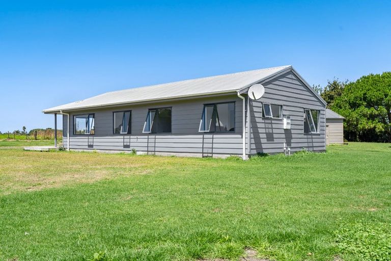 Photo of property in 42 Mccathie Road, Ruakaka, Whangarei, 0171