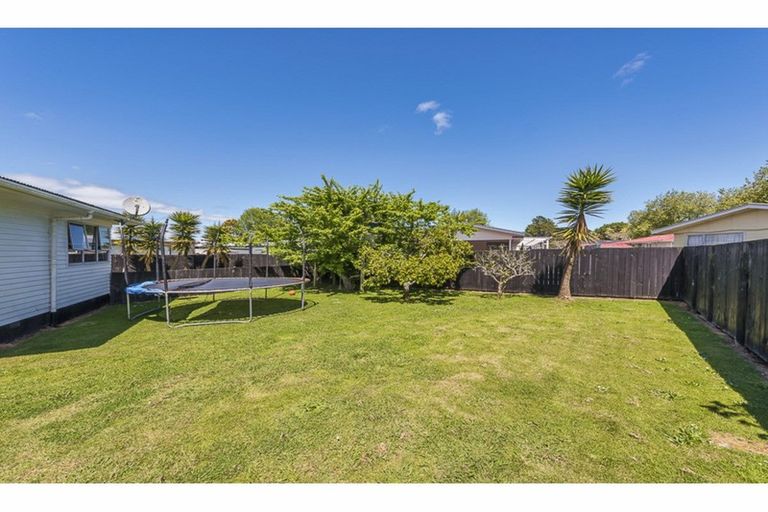 Photo of property in 4 Mcshane Street, Pukekohe, 2120