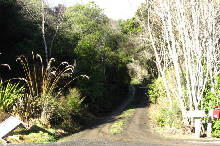 Photo of property in 202 Doctors Point Road, Waitati, 9085