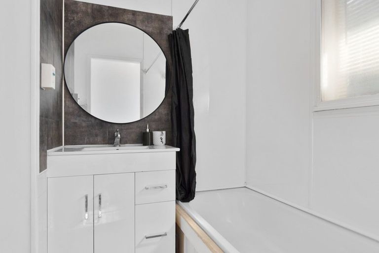 Photo of property in 3 Crombie Street, Bellevue, Tauranga, 3110