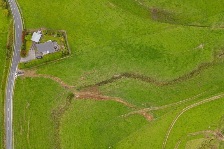 Photo of property in 137 Lincoln Road, Inglewood, 4389