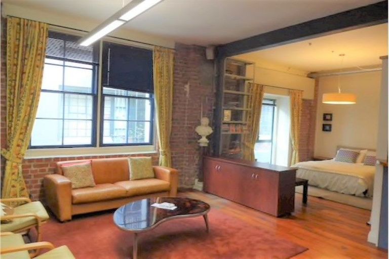 Photo of property in Hannahs Warehouse Apartments, 22/13 Leeds Street, Te Aro, Wellington, 6011