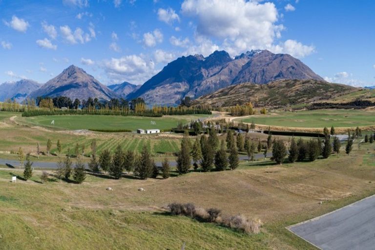 Photo of property in 17 Soudley Court, Jacks Point, Queenstown, 9371